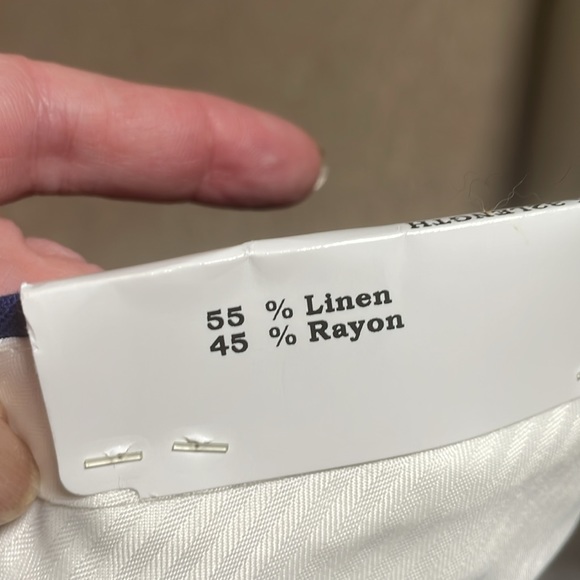 Beautiful Chaps denim blue pants - Picture 6 of 6